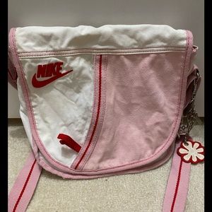 nike crossbody bag